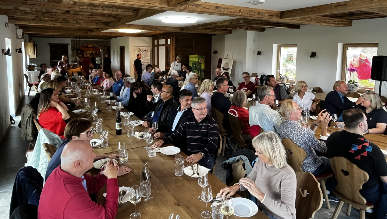 30. jubilejna trgatev Rotary kluba Maribor: Ob Stari trti, v Vinagovi kleti in na Zavrhu z dobrodelnim poslanstvom