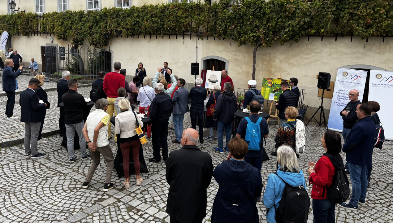 Stara trta, Vinagova klet in Zavrh: Rotary Maribor vabi na jubilejno dobrodelno trgatev