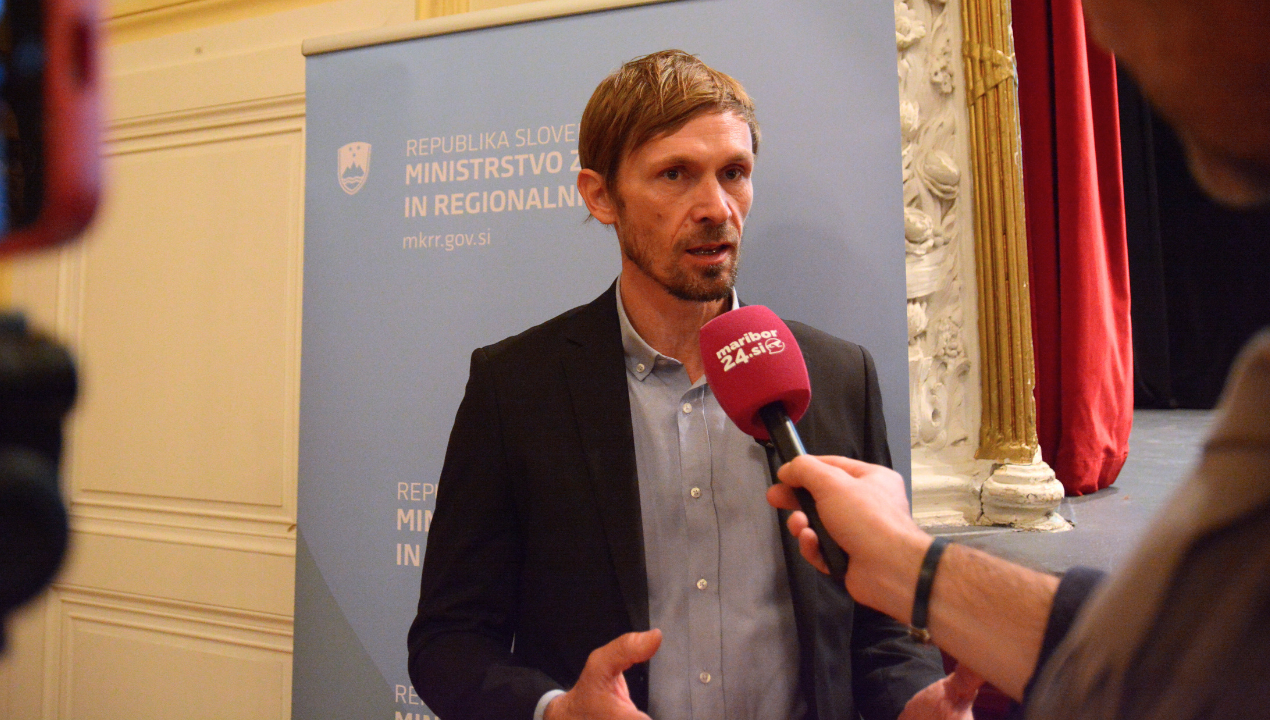 Srečkom Đurov Močne regije