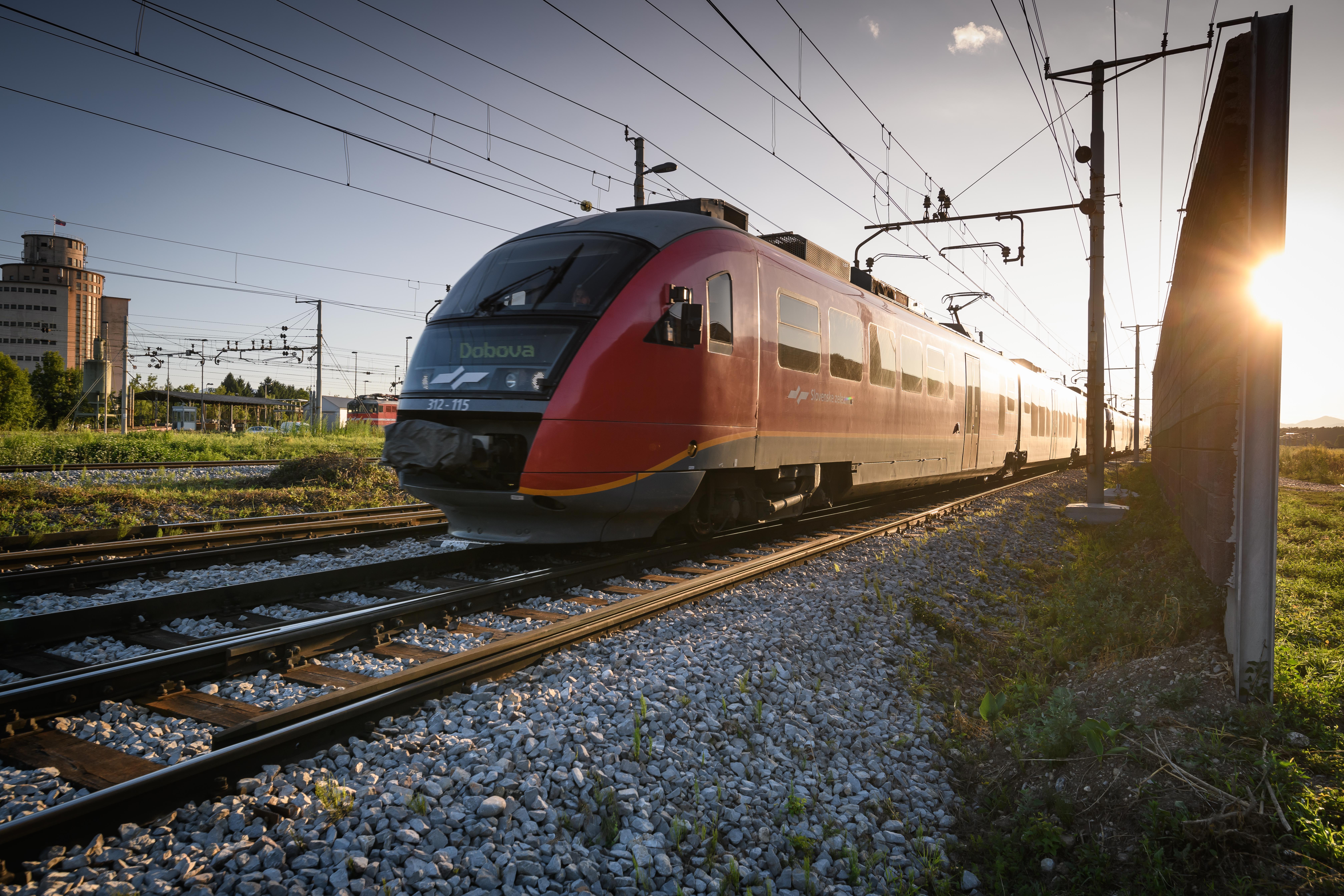 Od prog k priložnostim: Slovenske železnice kot pomemben partner štajerskega gospodarstva