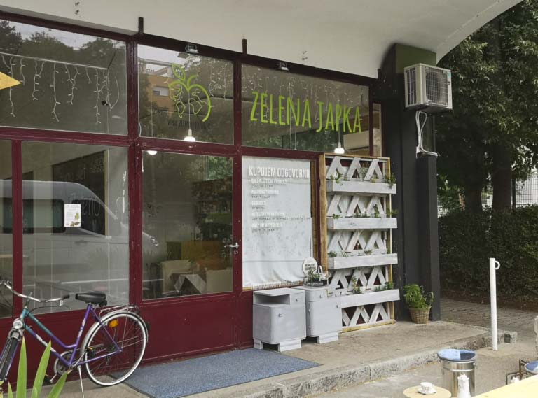 Maribor vodi "zero waste" revolucijo z edino trgovino brez embalaže v regiji