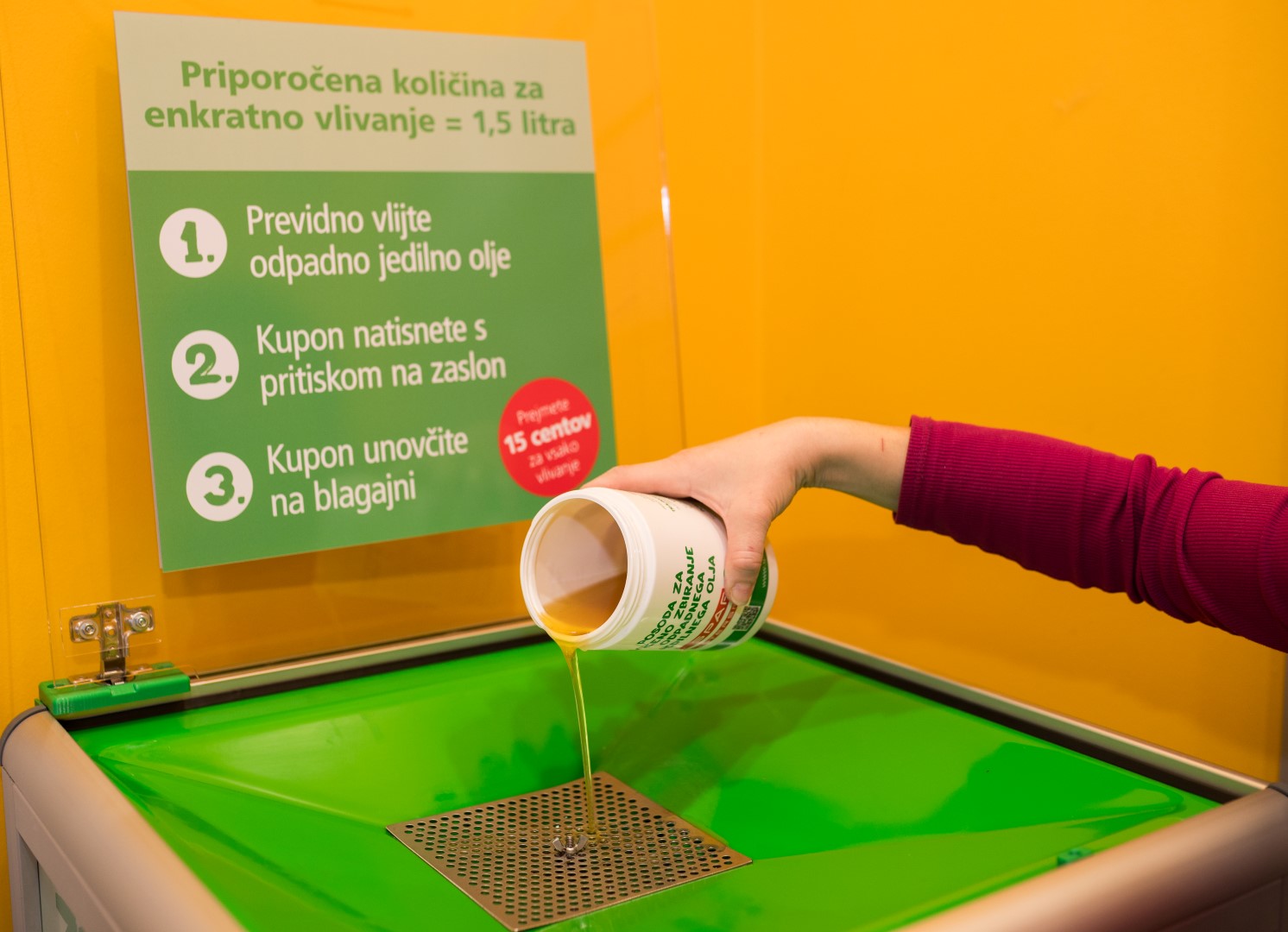 SPAR širi svojo mrežo zbiralnikov odpadnega jedilnega olja