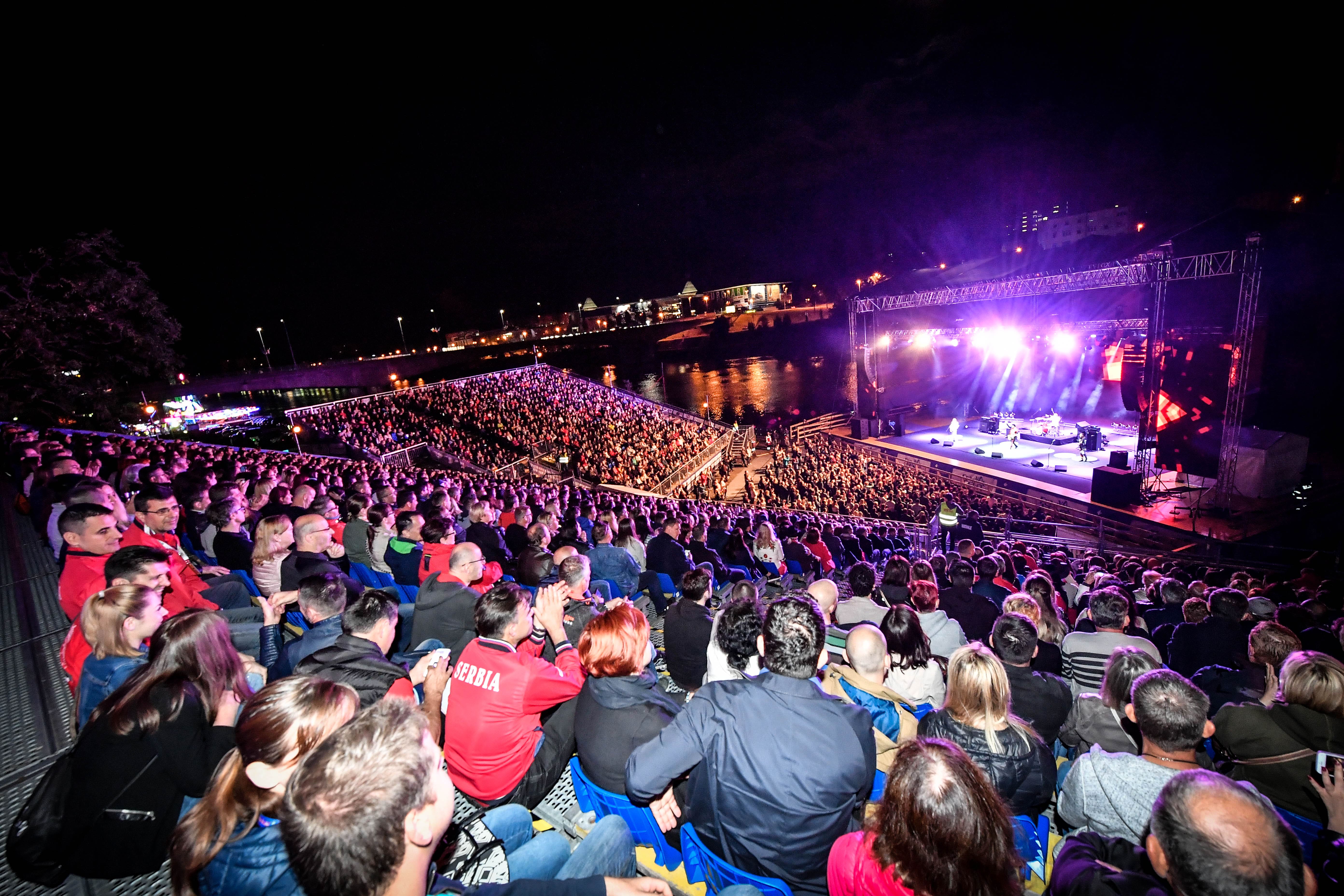 Festival Lent brez svojega simbola: Zakaj tudi letos ne bo plavajočega odra?