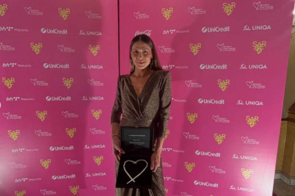 Mariborčanka Alina Juhart osvaja filmski svet: Transspolna pevka dobila glavno vlogo