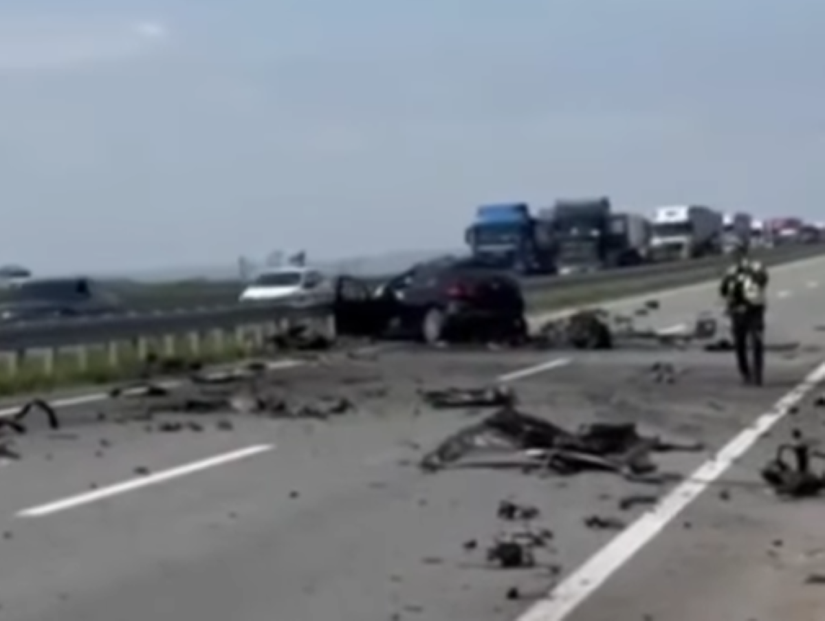 Na poti v Slovenijo v grozljivi prometni nesreči umrle štiri osebe