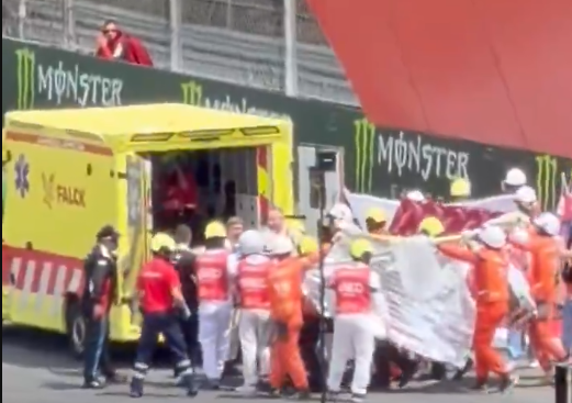 Grozovit padec na Moto GP: Dirkača odpeljali v bolnišnico, dirko pa začasno prekinili