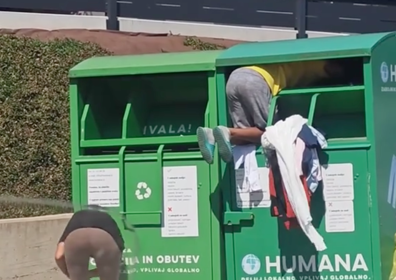 VIDEO: Mimoidoči posnel, kaj sta ženski počeli pri zabojniku Humana na Ptuju