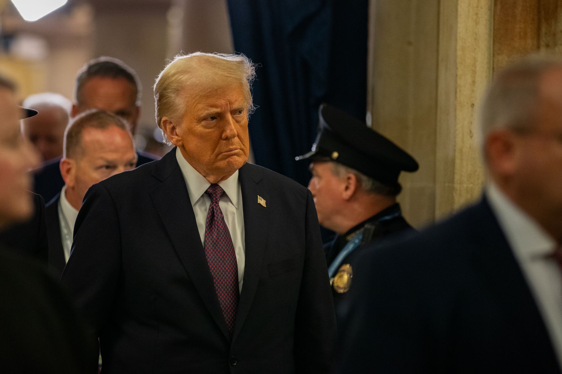 Trump grozi Iranu: "Vdam se, konec, gremo in razstrelimo vse jedrske stvari, ki so povsod"