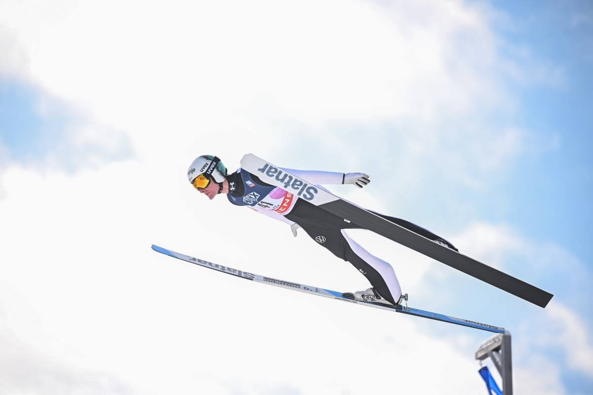 Izjemen Domen Prevc na Kulmu poletel naravnost do nove zmage