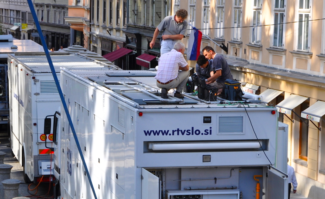 RTV Slovenija v likvidnostnih težavah, so ogrožene plače zaposlenih?