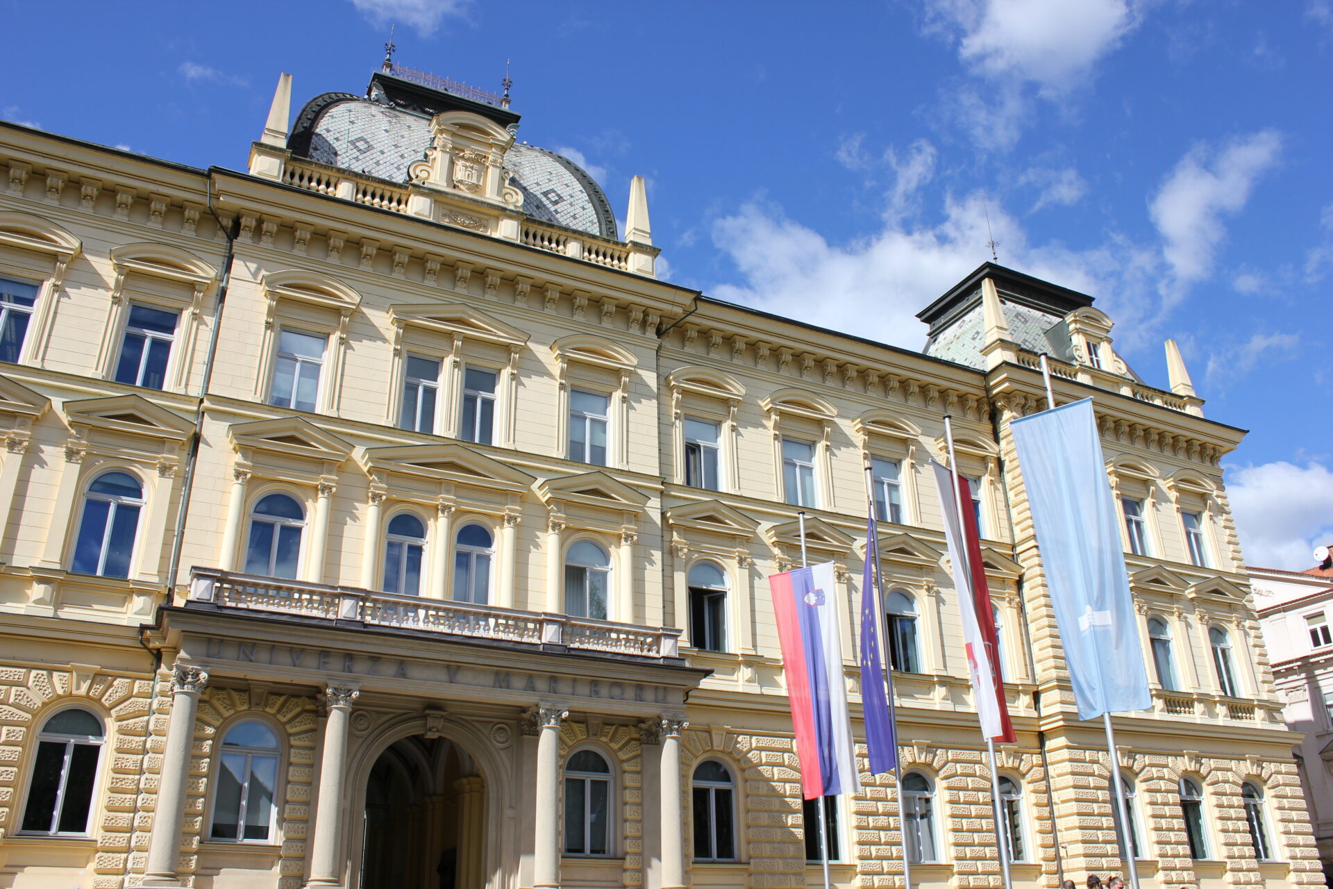 Korošak ali Slavinec? Univerza v Mariboru pred pomembno odločitvijo