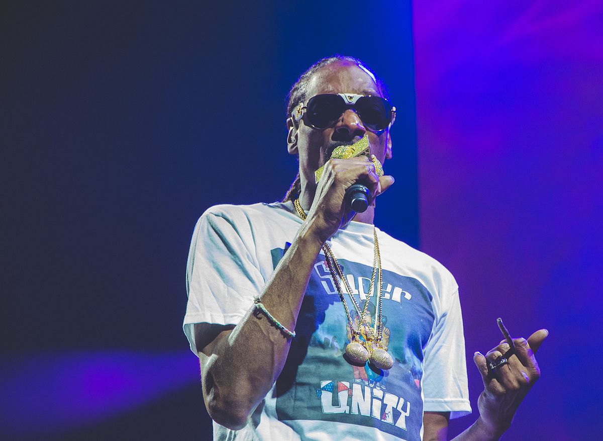 Raper Snoop Dogg bo komentiral olimpijske igre v Parizu