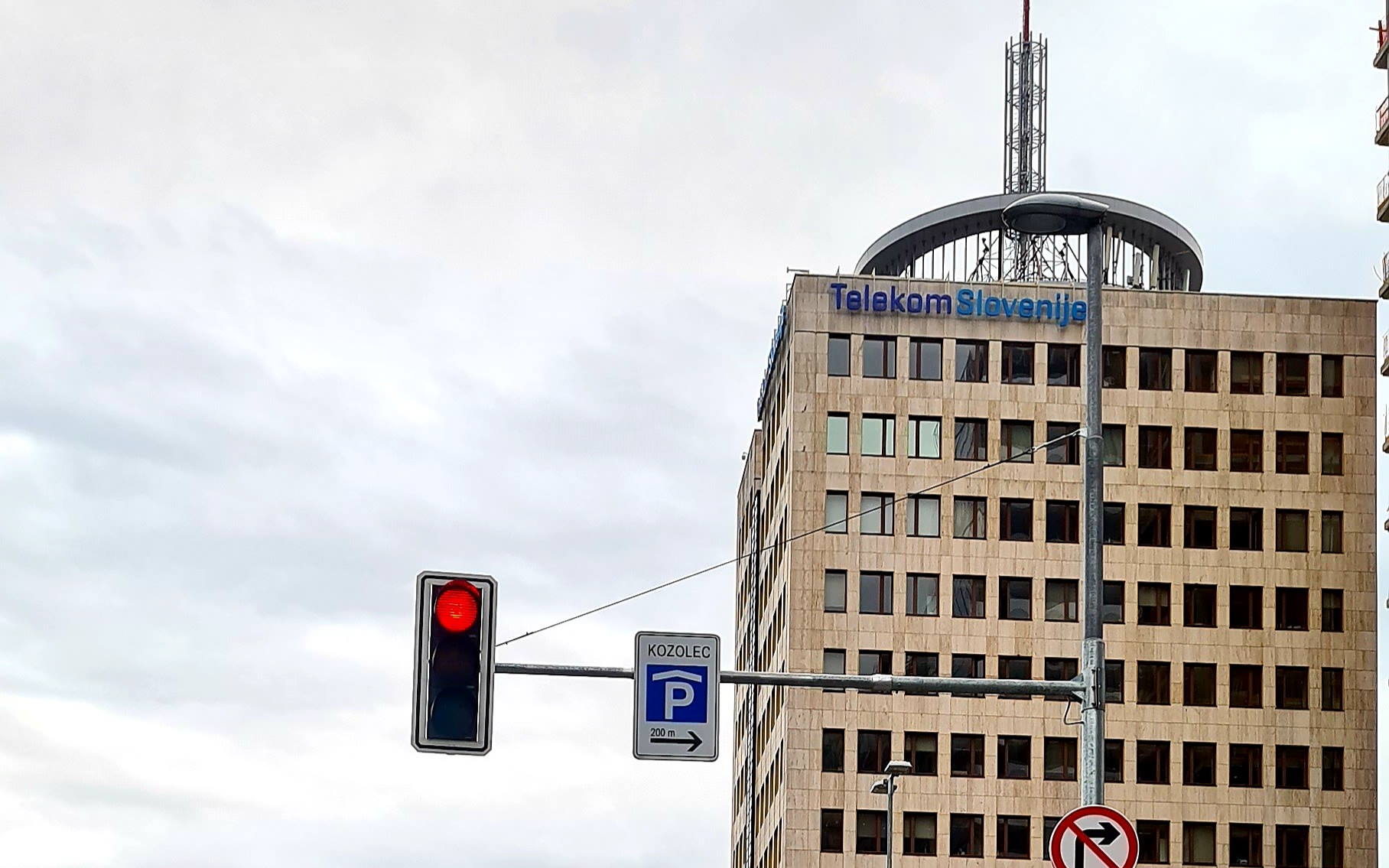 Telekom Slovenije deli milijone: Rekordni prihodki prinesli visoke nagrade za delničarje