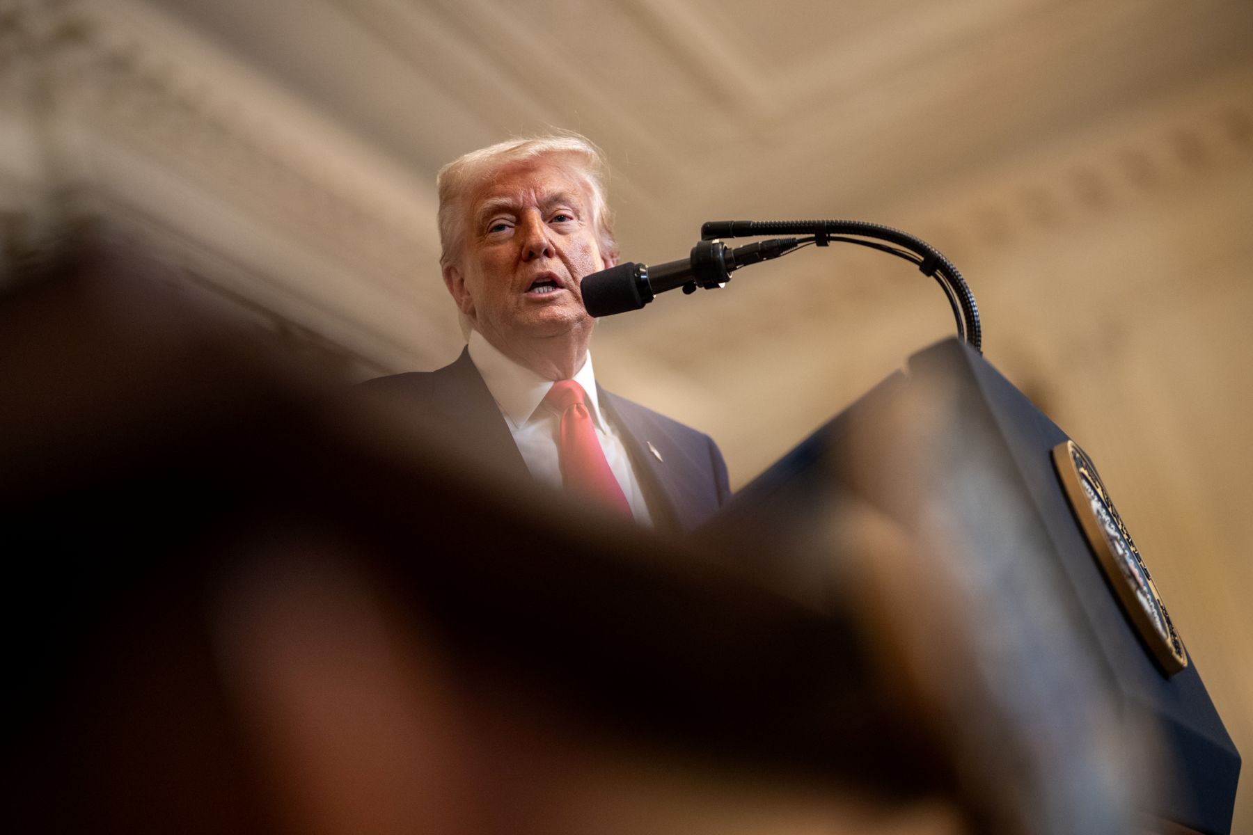 Trump napovedal še ene carine: "Hollywood se uničuje"