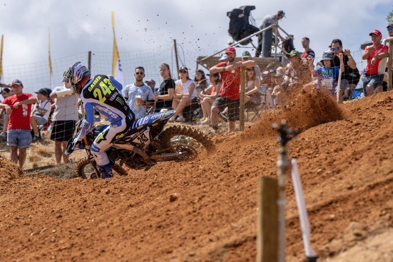 V Johannesburgu Tim Gajser prvo vožnjo končal kot šesti