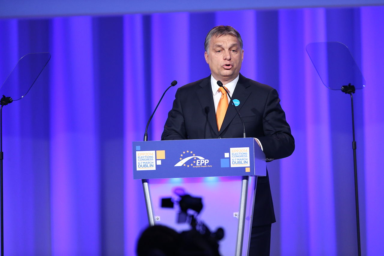Madžarski premier: EU mora spremeniti svojo politiko do Ukrajine
