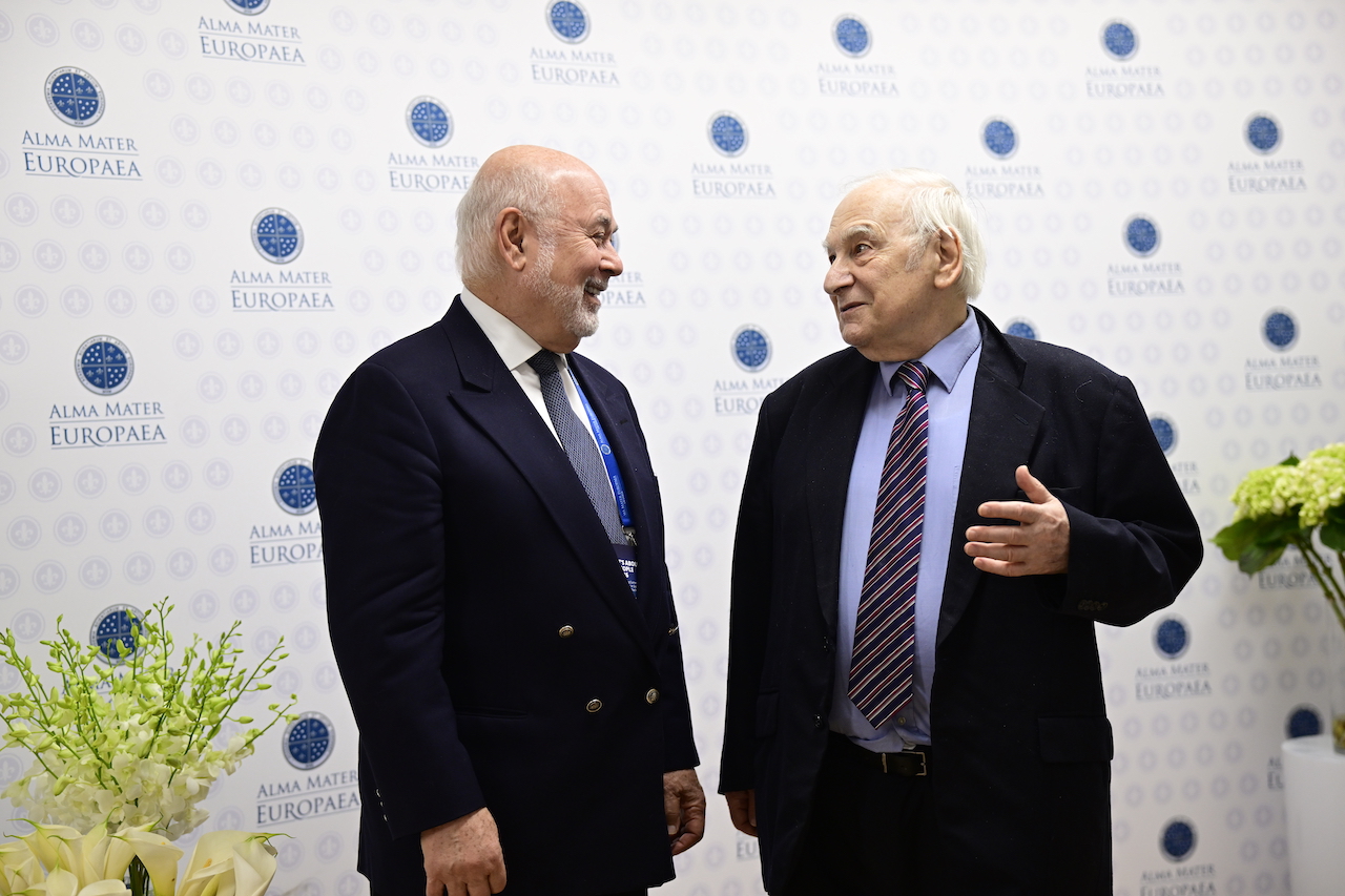 Svetovno znani mirovnik v Mariboru: »Slovenija bi bila lahko zgled celemu svetu«