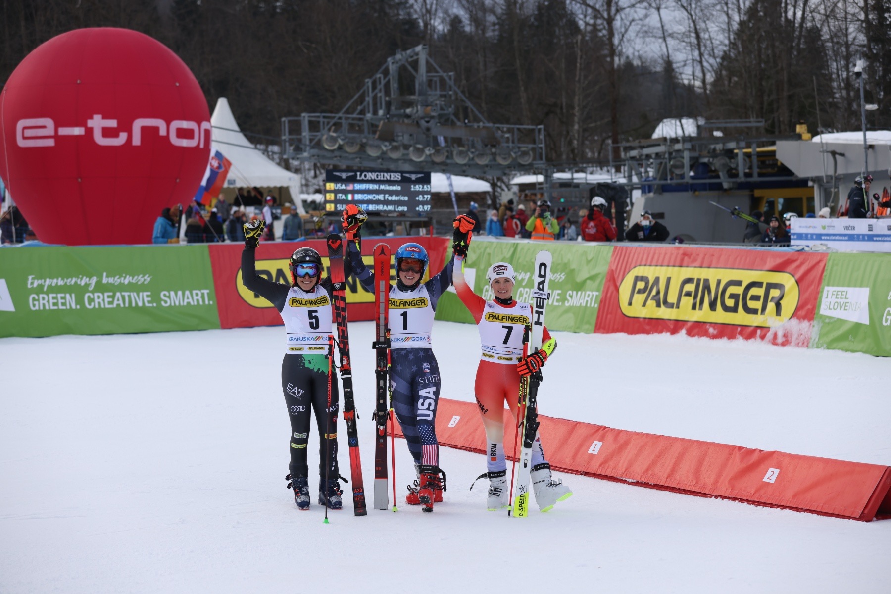 FOTO: Shiffrinova na Zlati lisici izenačila rekord, Ana Bucik deseta