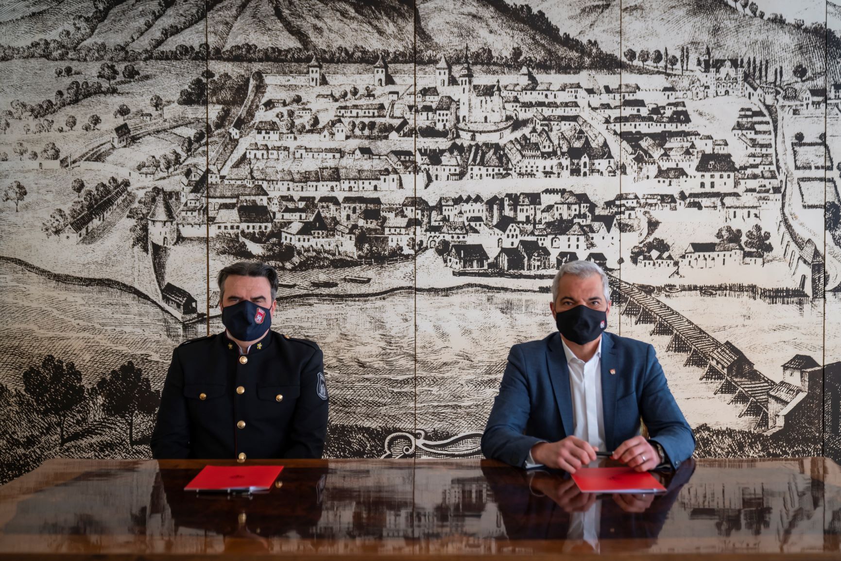 FOTO: Mestna občina Maribor podpisala pogodbo o sofinanciranju gasilskih društev