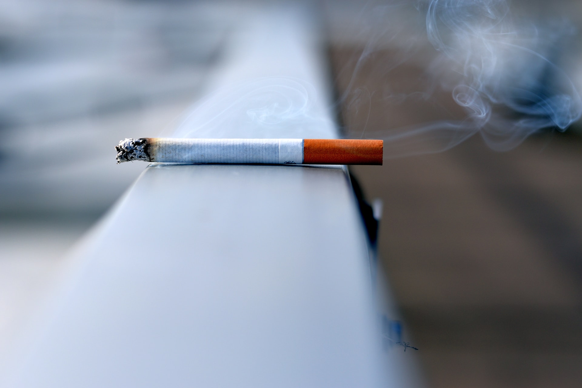 Američani v boj proti kajenju s prepovedjo cigaret z okusom