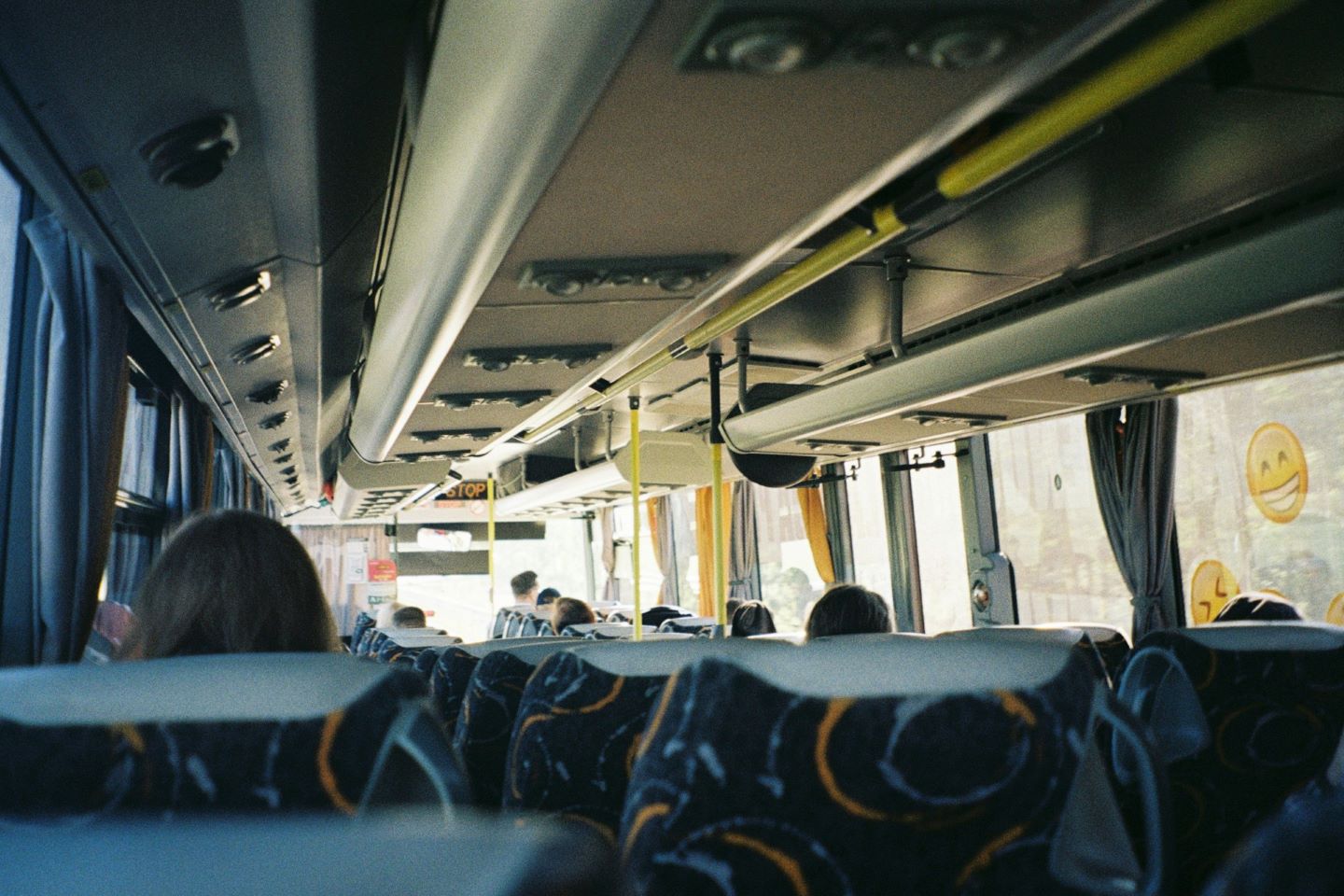 Plačana letna vozovnica ne jamči vedno avtobusnega prevoza