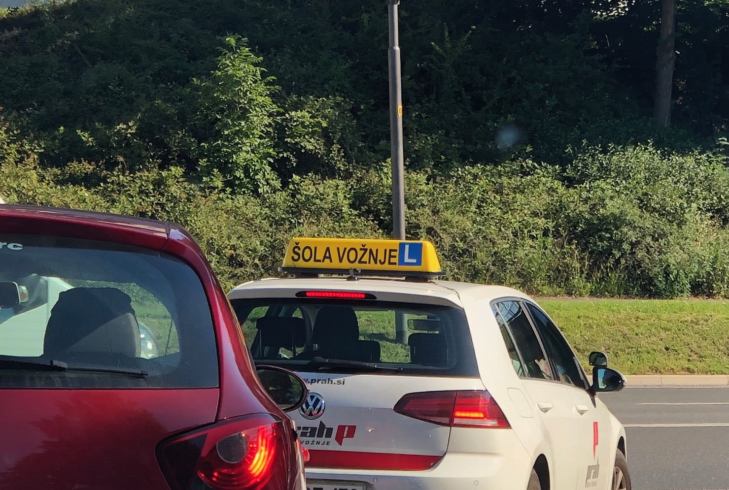 Nov predlog želi pospešiti usposabljanje voznikov in znižati stroške izpita