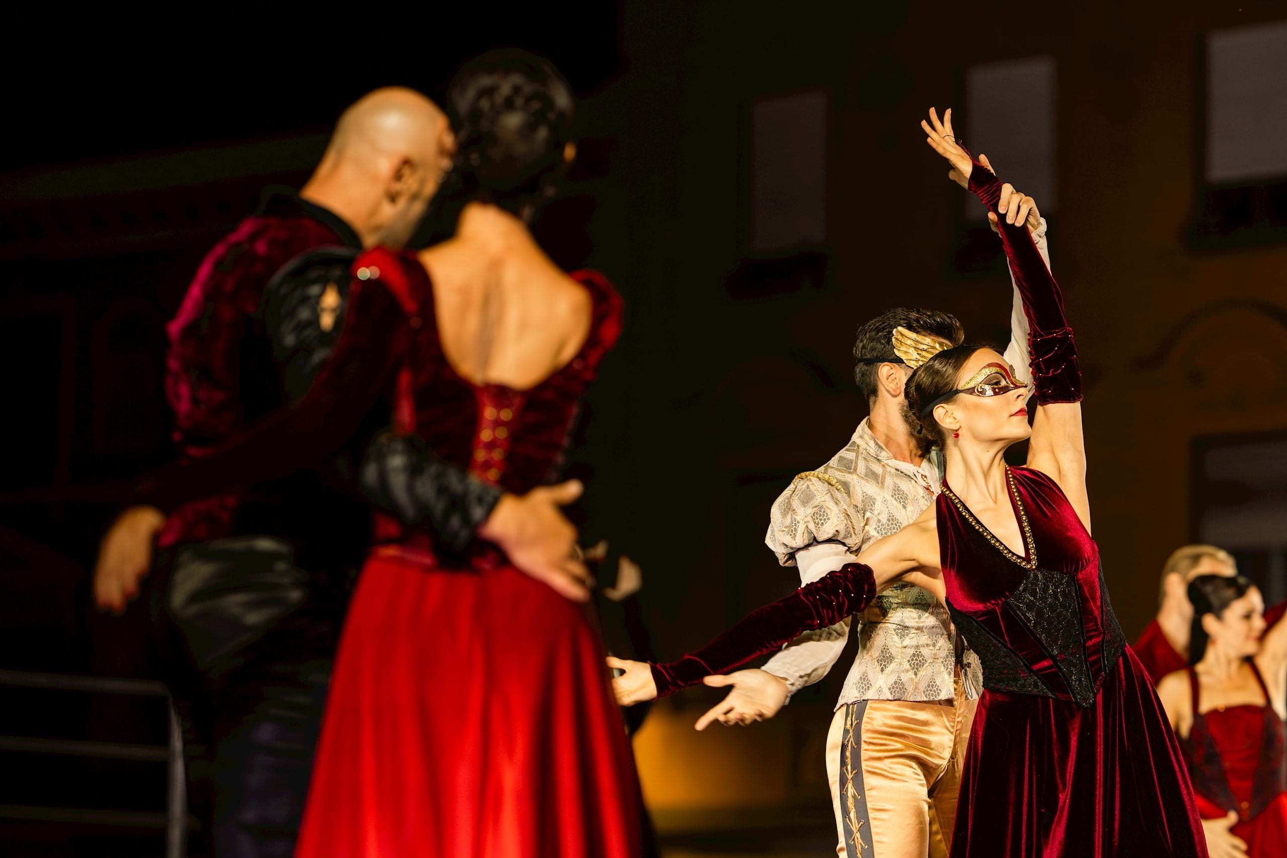 Ne zamudite! Balet pod zvezdami se vrača s predstavo Tango
