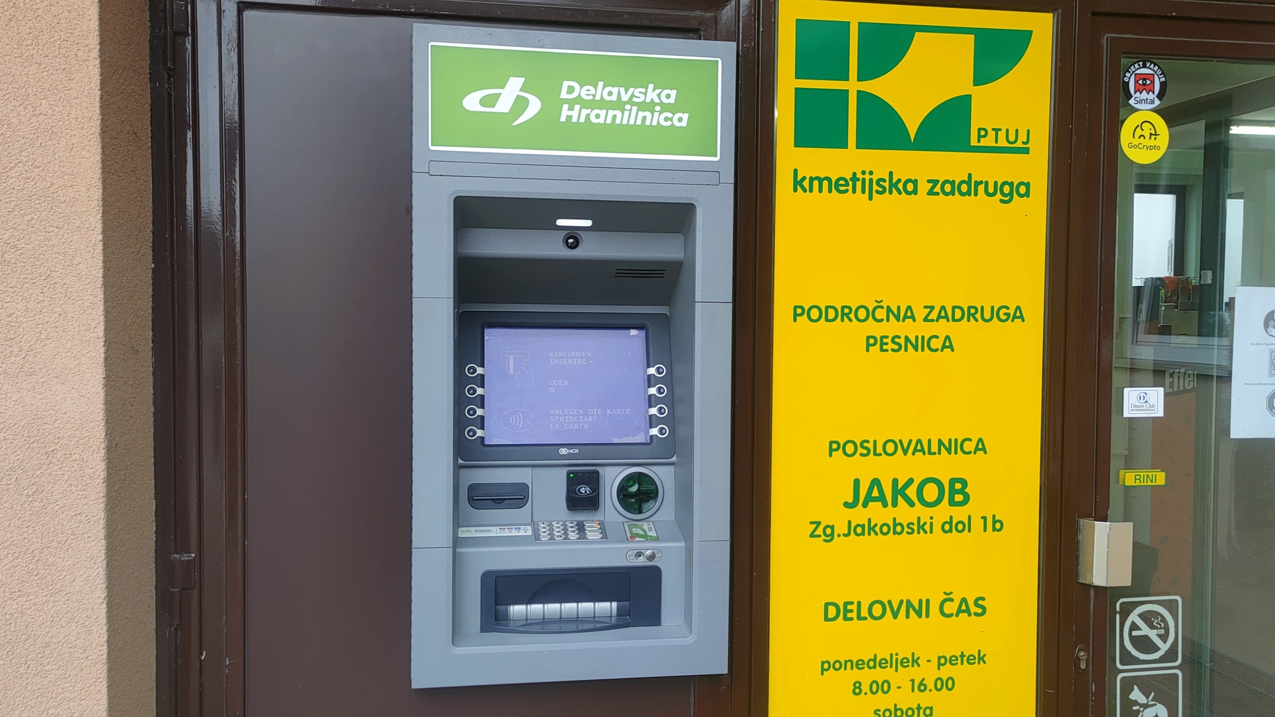FOTO: Na pobudo krajevne skupnosti v Jakobu postavili prvi bankomat