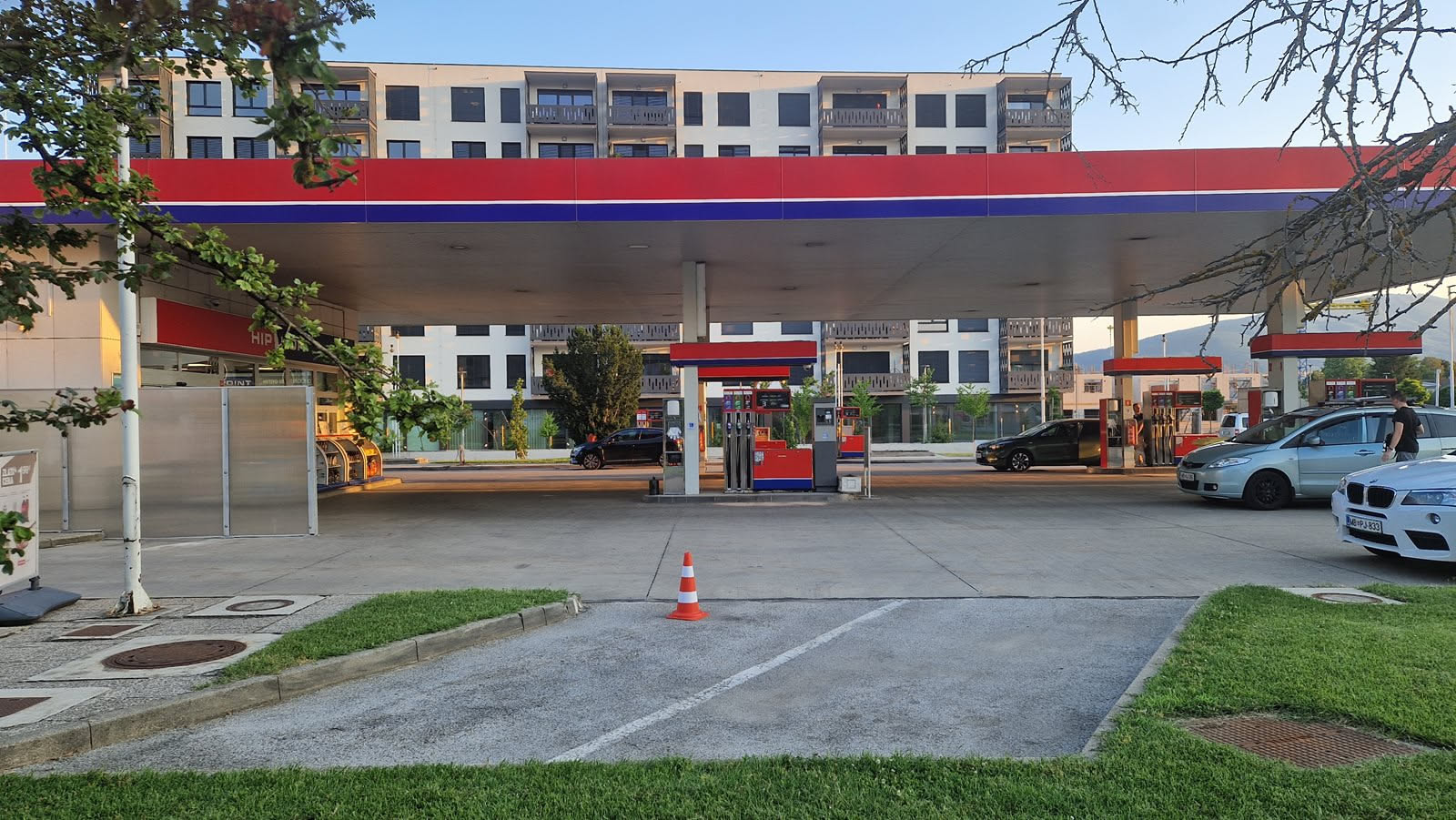 Nove cene bencina in dizla: Nekateri bodo veseli, drugi malo manj