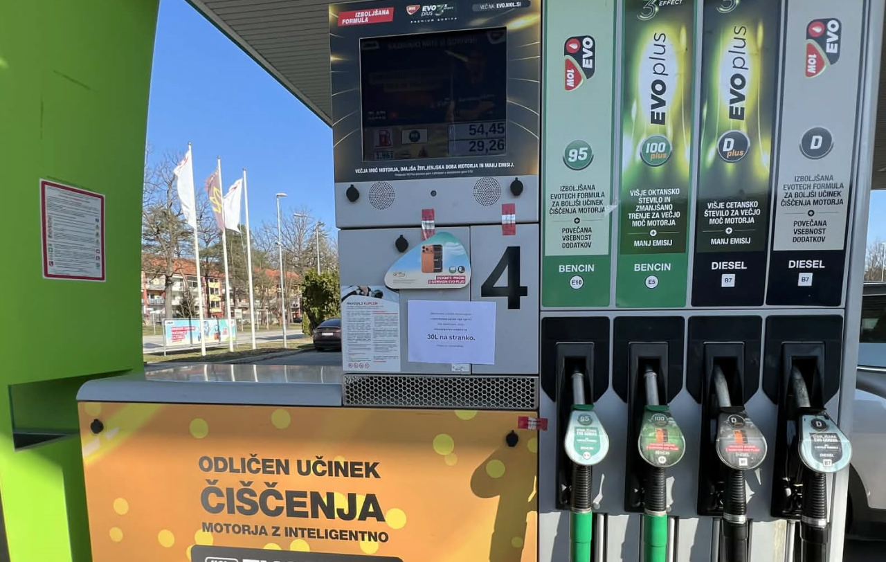 Preobrat: Cene bencina in dizla ostajajo nespremenjene, pocenilo se bo le kurilno olje