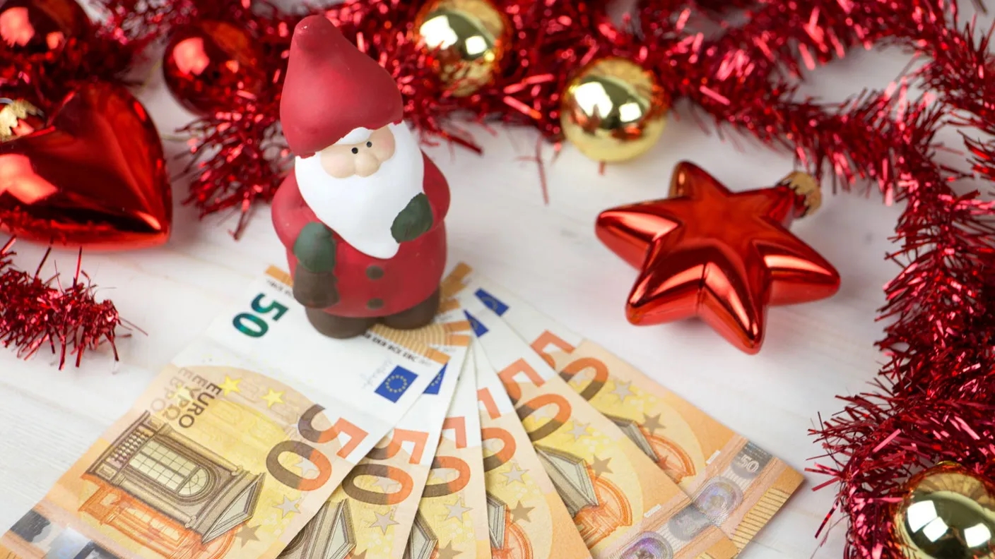 Kljub predvideni potrditvi v državnem zboru, božičnica še vedno negotova?