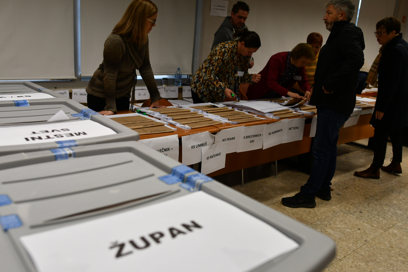 V Mariboru do 16. ure glas oddalo le 23,99 odstotka volilnih upravičencev