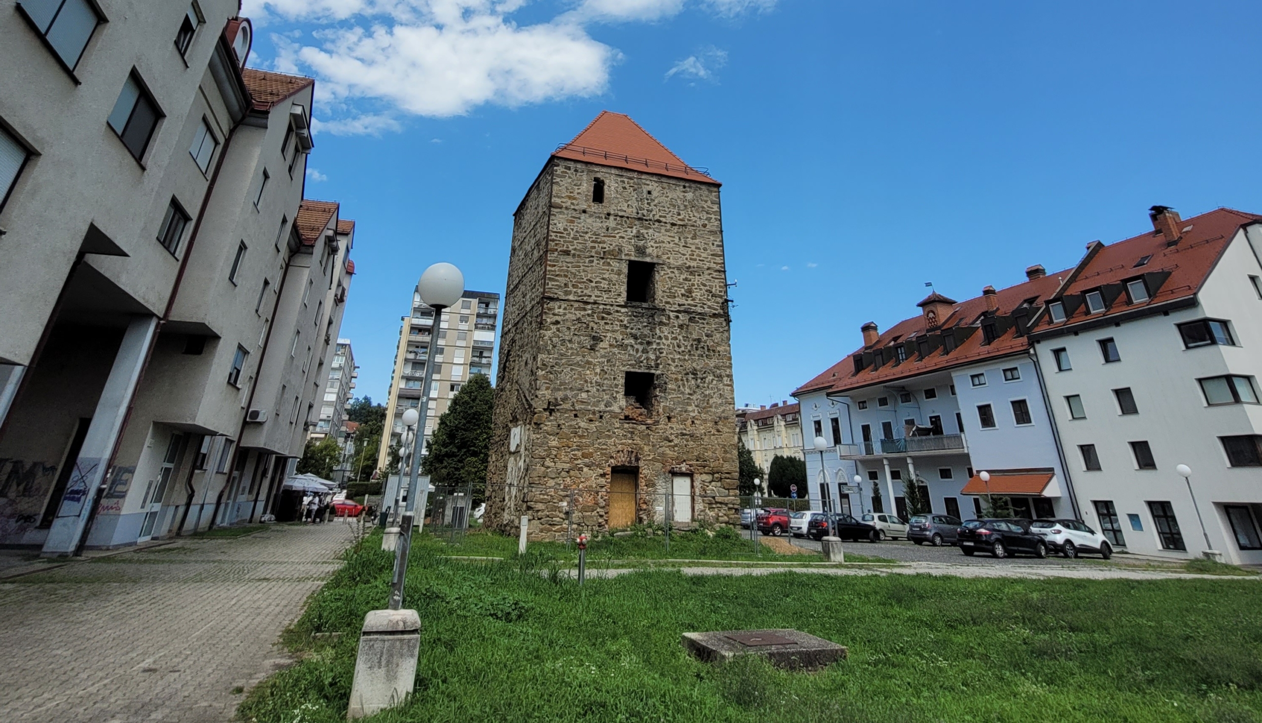 Začenja se obnova pol tisočletja starega Čeligijevega stolpa