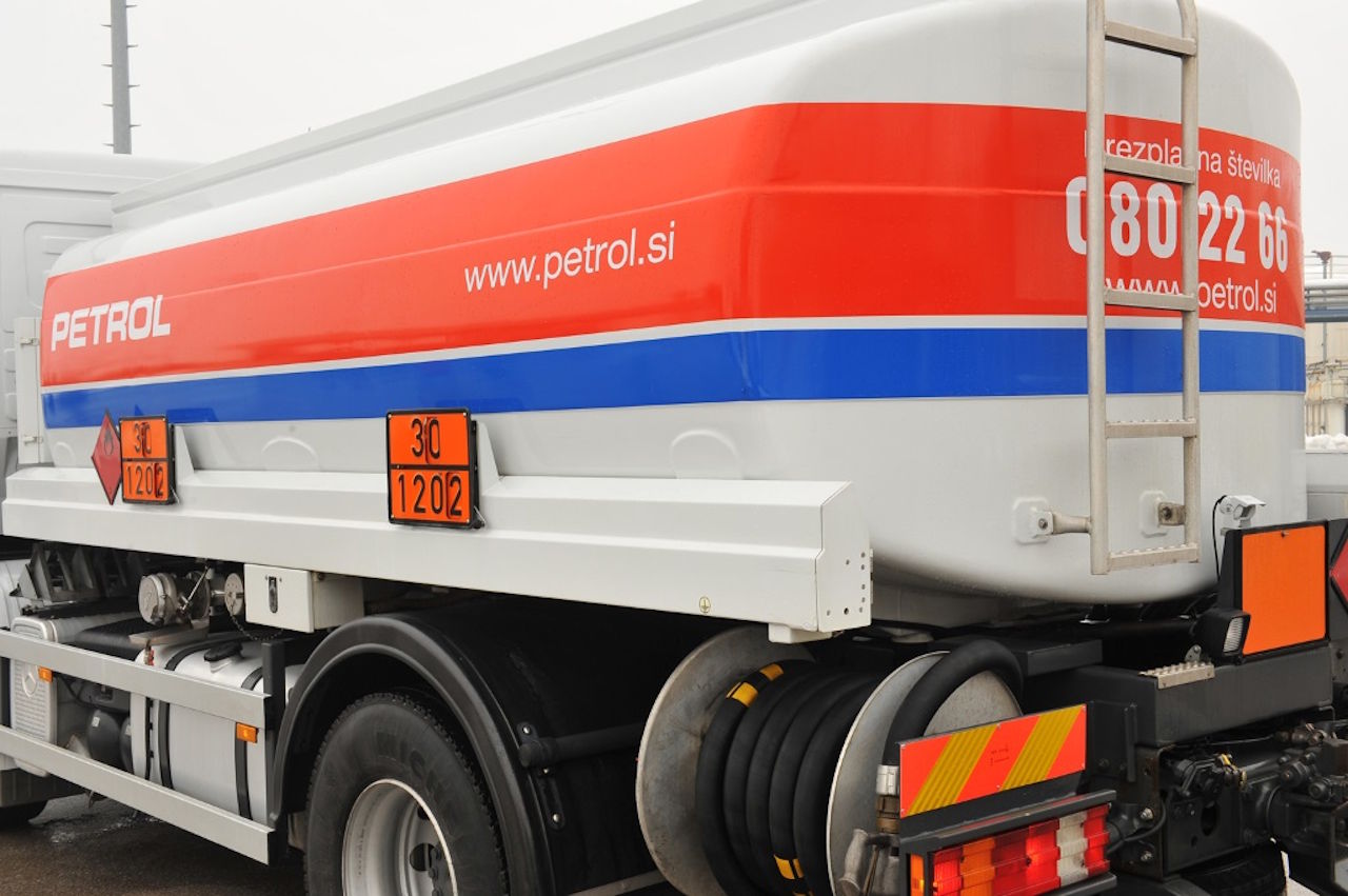 Dobavni roki za kurilno olje vse daljši, kaj odgovarja Petrol?