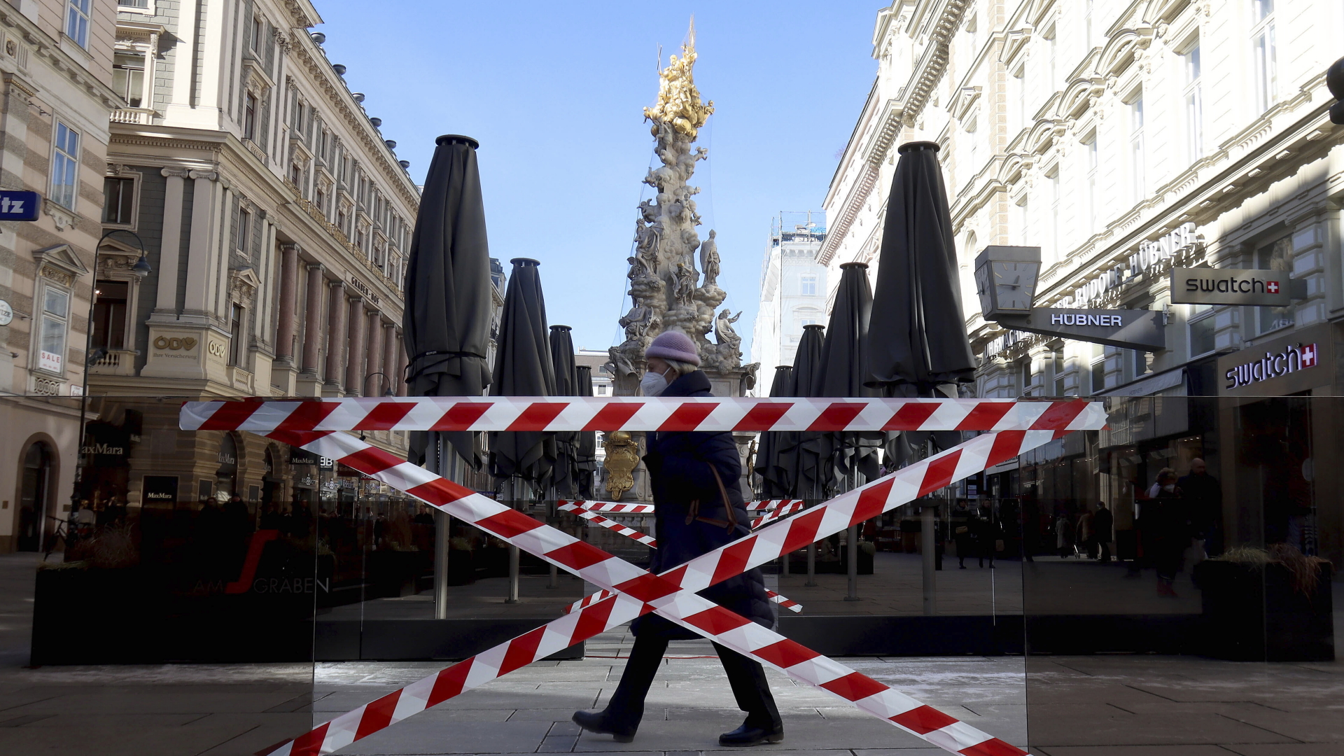 V Avstriji podaljšali zaprtje za osebe brez PC