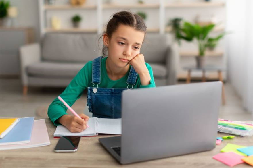 DNEVNA: O posledicah epidemije pri otrocih bomo lahko presojali šele čez čas