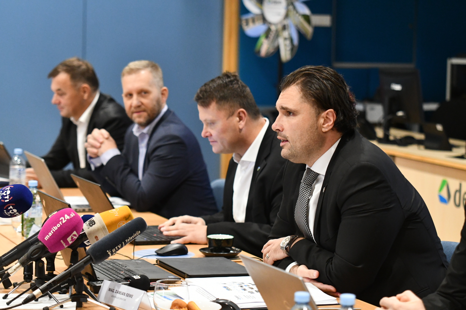 ​​​​​​​Damjan Seme ni več direktor DEM