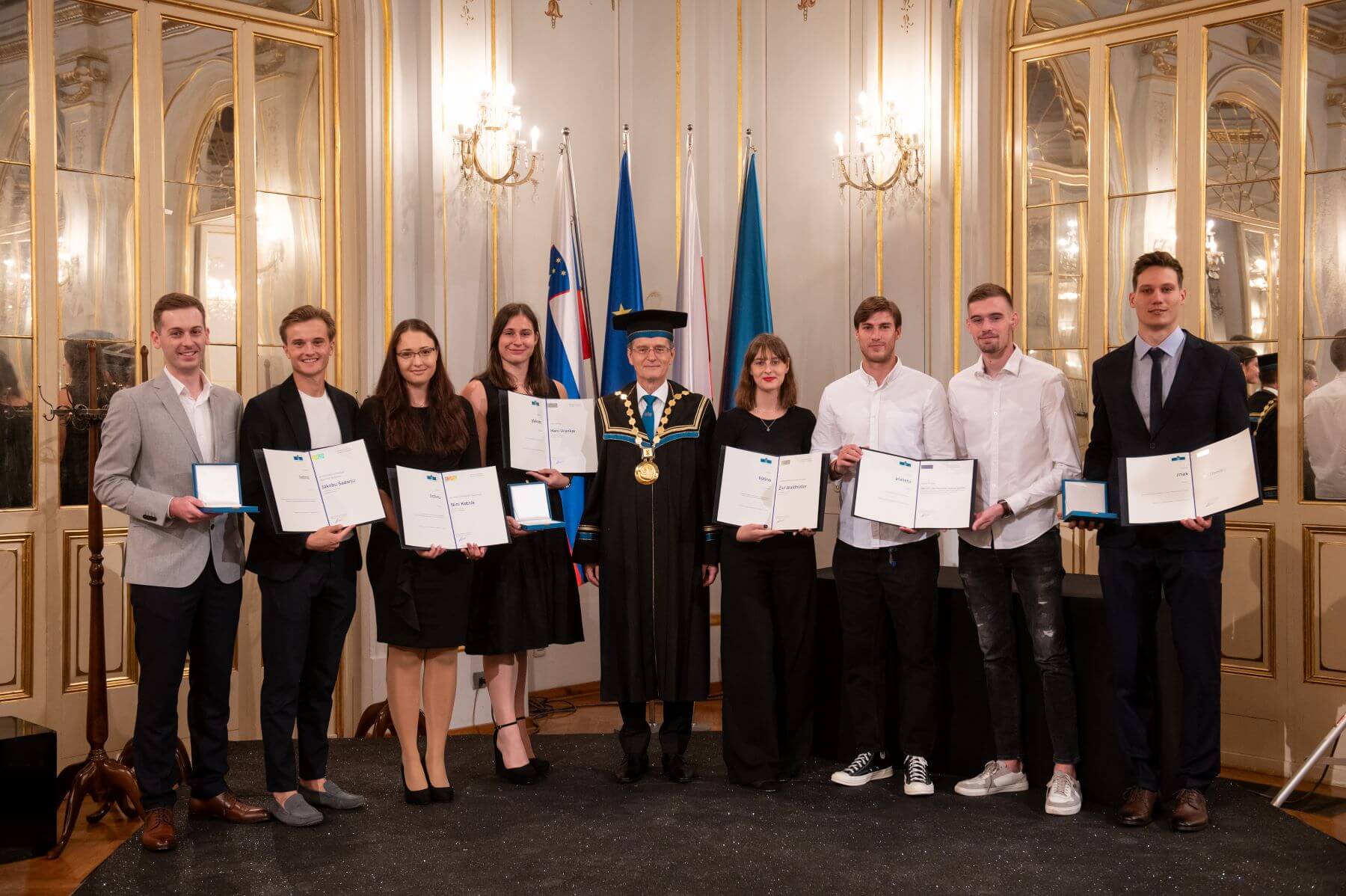 Na Univerzi v Mariboru podelili nagrade in priznanja, to so prejemniki