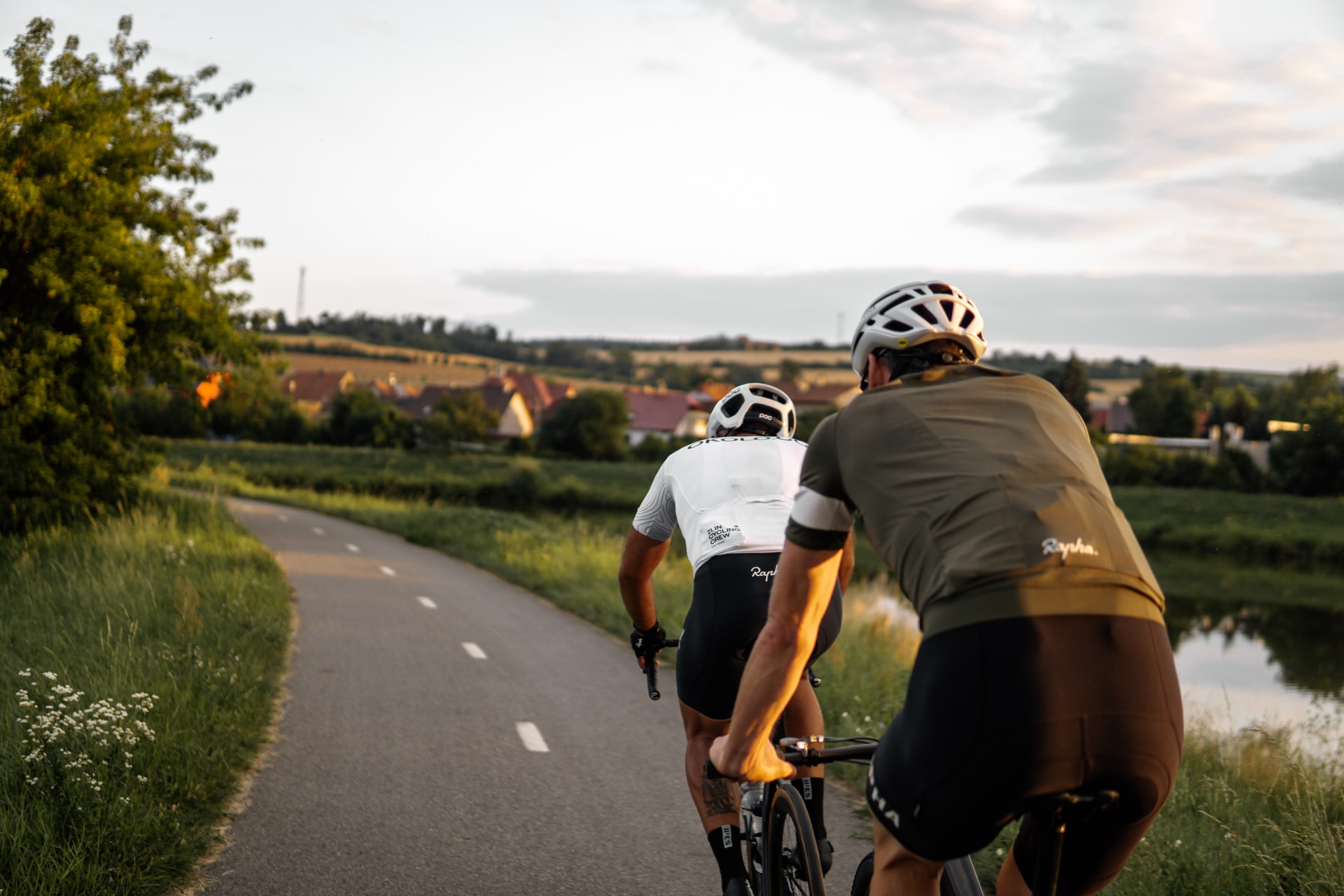 Zadajte si cilj: čim več kilometrov na dveh (novih) kolesih!