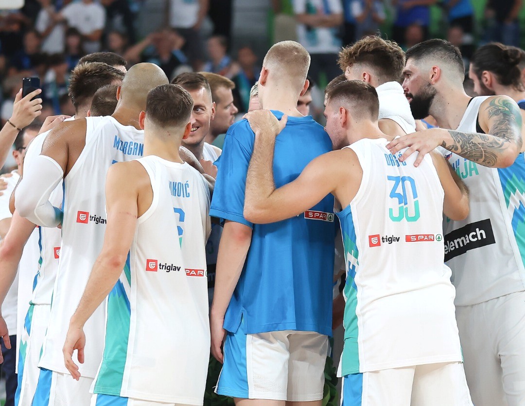 Slovenski košarkarji dobili prve tekmece na evropskem prvenstvu