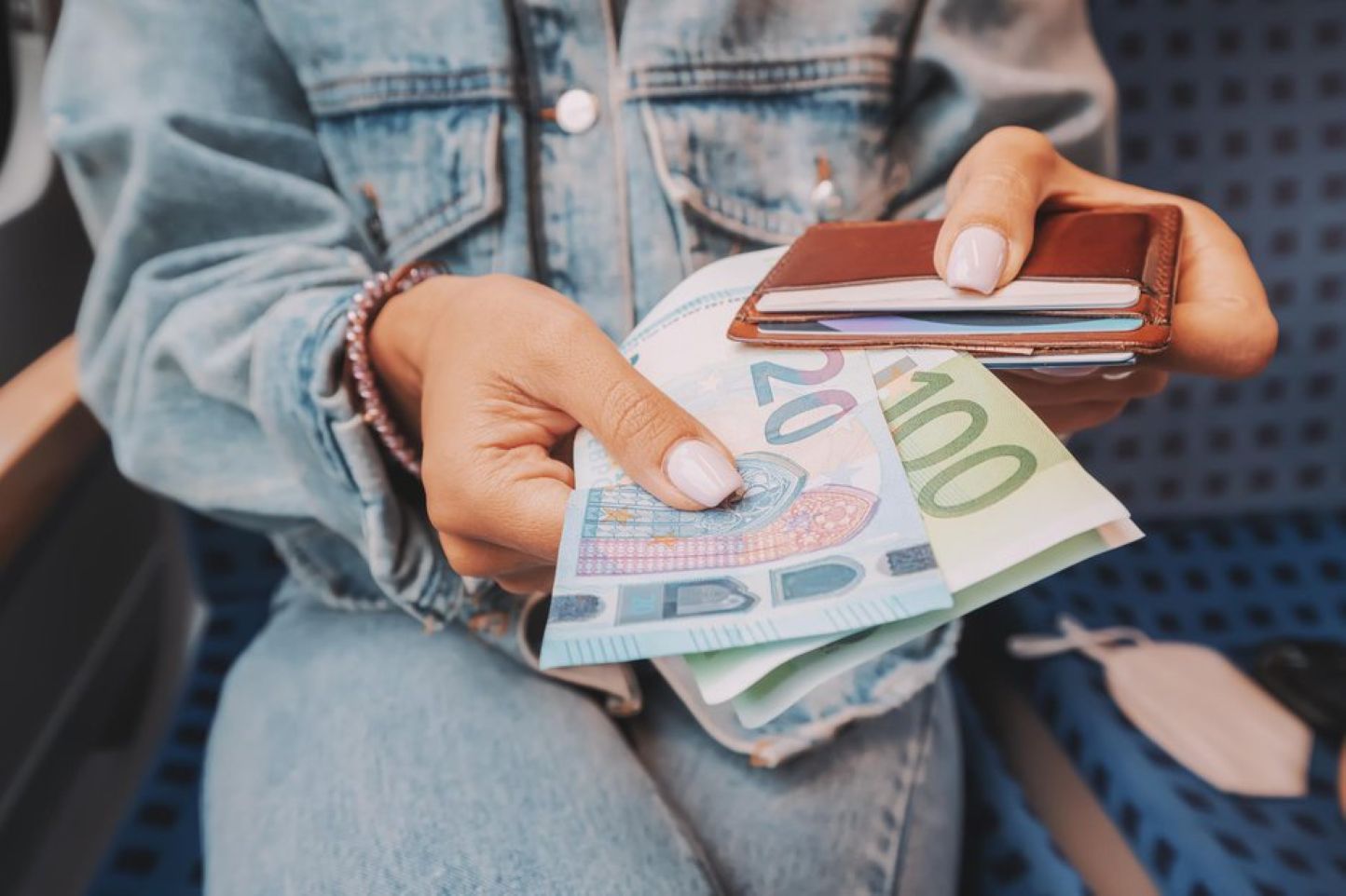 Prejemanje državne in Zoisove štipendije hkrati: Na kaj morate paziti?