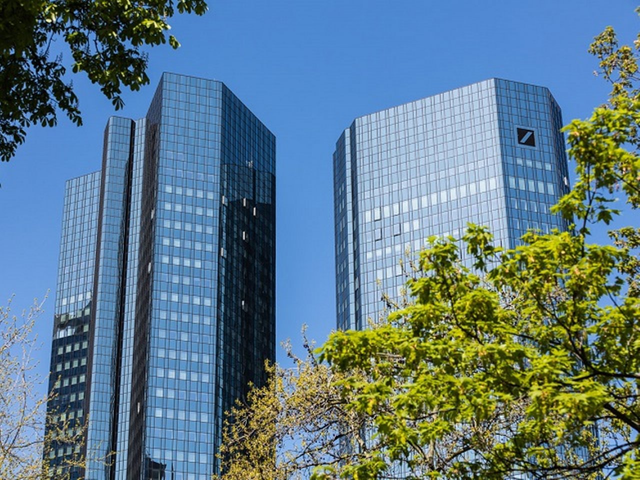 Auch Deutschlands größte Bank steckt in Schwierigkeiten
