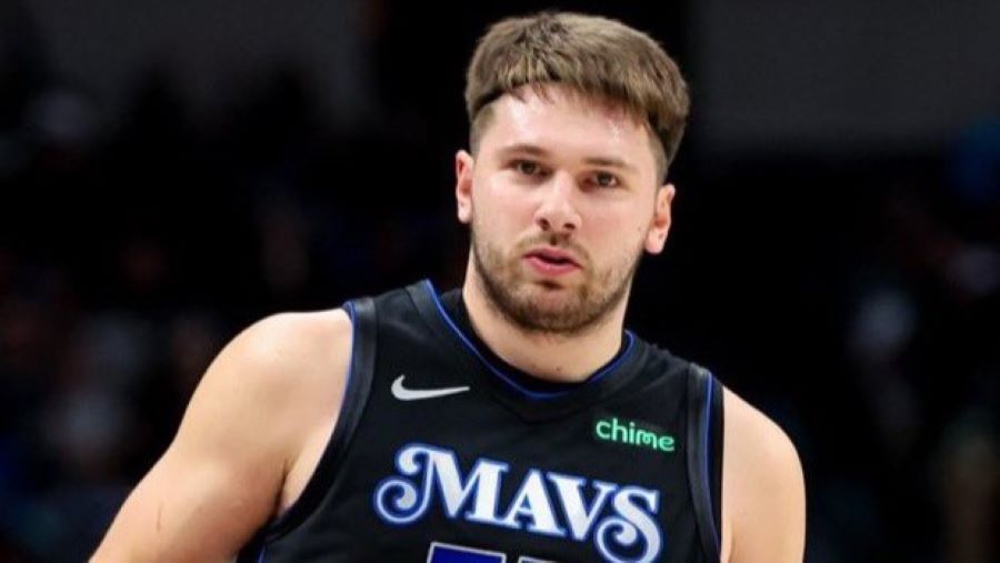 Dončić ponovno navdušil z neverjetno podajo in Dallas popeljal do zmage