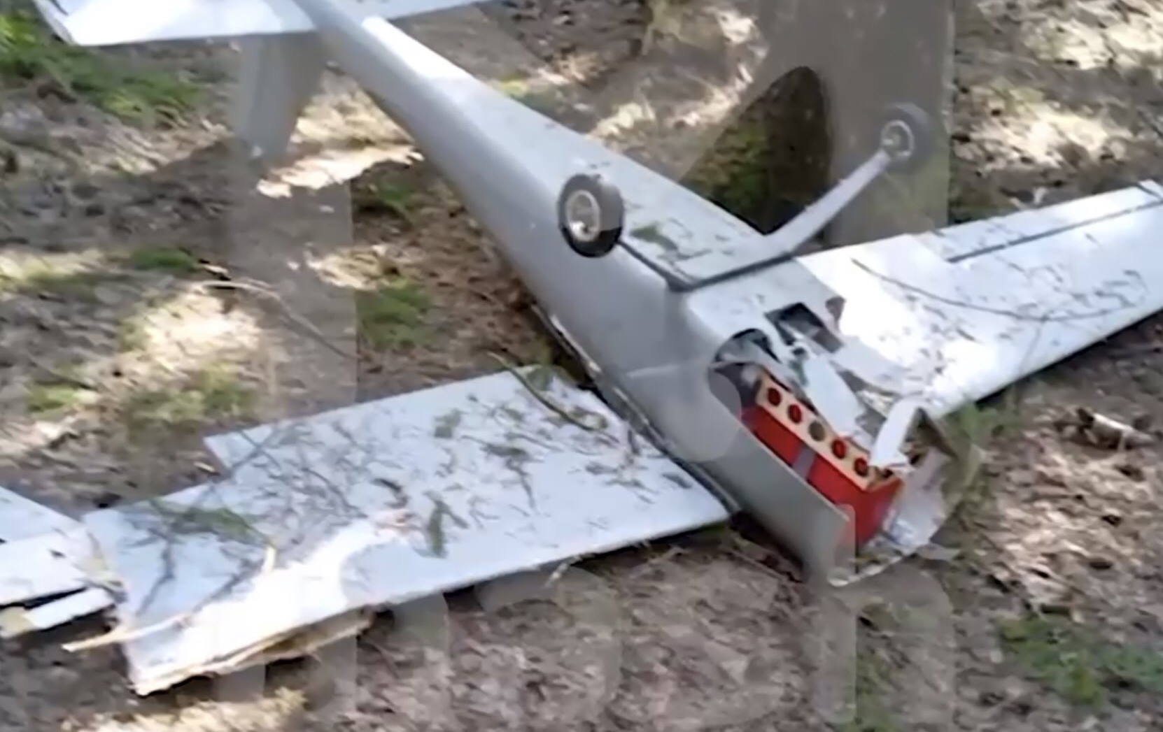 Nemški Bild: Ukrajinski atentat na Putina z dronom za las spodletel
