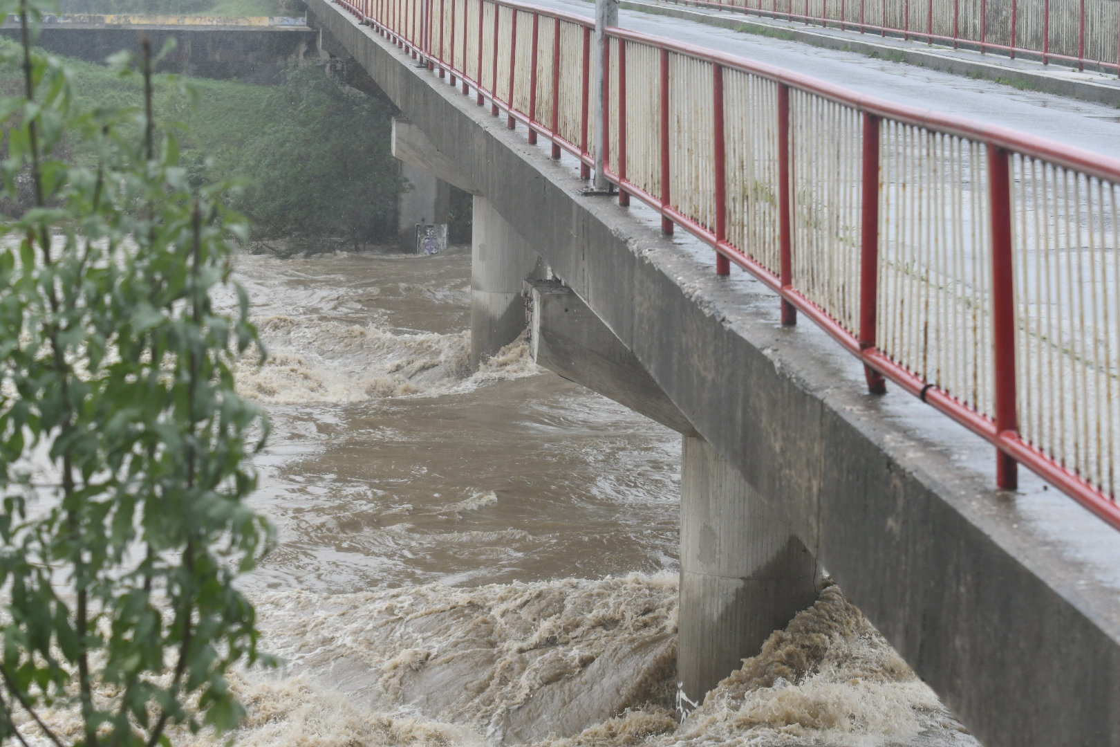 Poplavna nevarnost grozi predvsem na porečju Drave