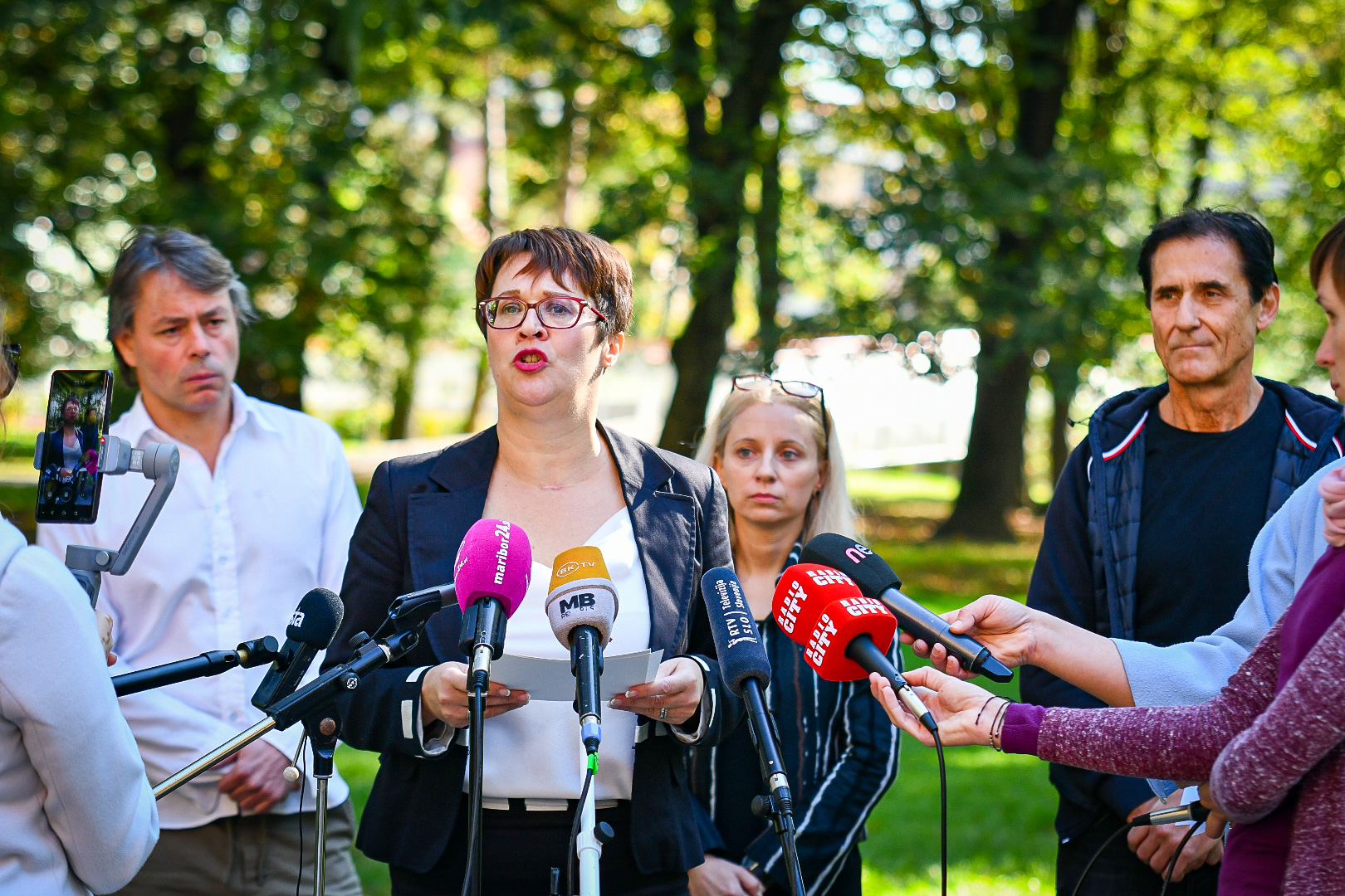 Lidija Divjak Mirnik ob napovedi kandidature: Župan(ja) mora podpirati vseh 17 vogalov hiše MOM