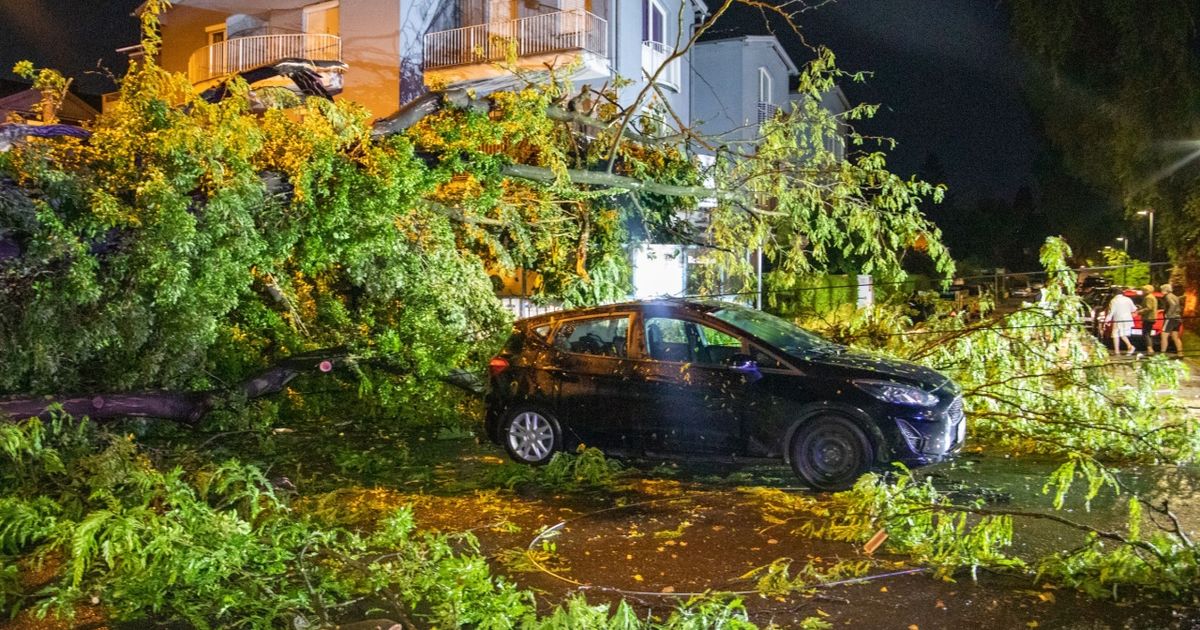 FOTO: Avstrijo zajelo hudo neurje