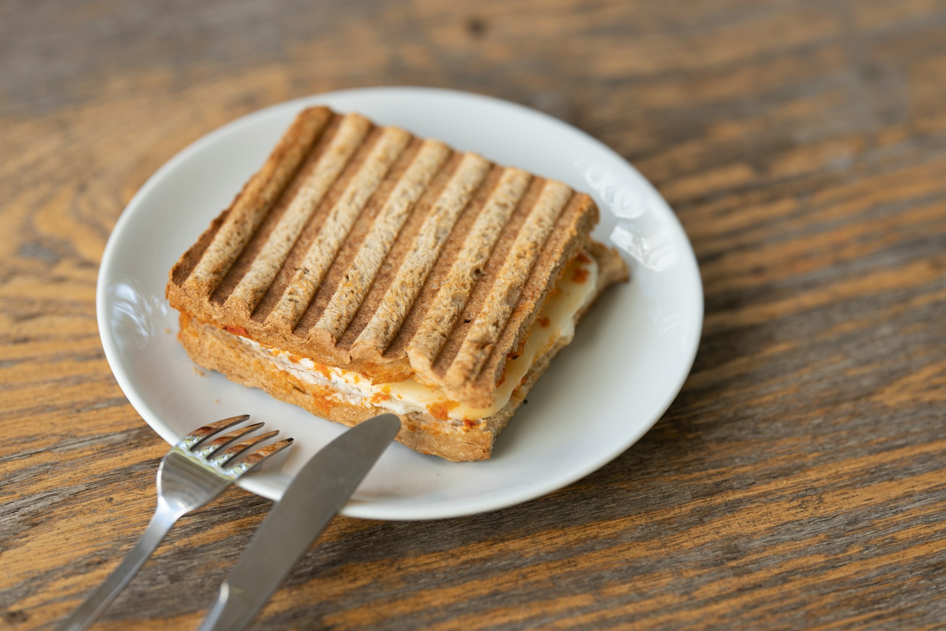 Imate doma toast? S polic umaknili tri vrste, vsebujejo nekaj zaskrbljujočega