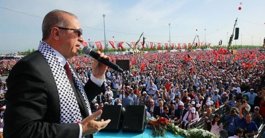 Erdogan na propalestinskem shodu: &#8220;Kar se dogaja v Gazi, ni samoobramba, temveč pokol&#8221;
