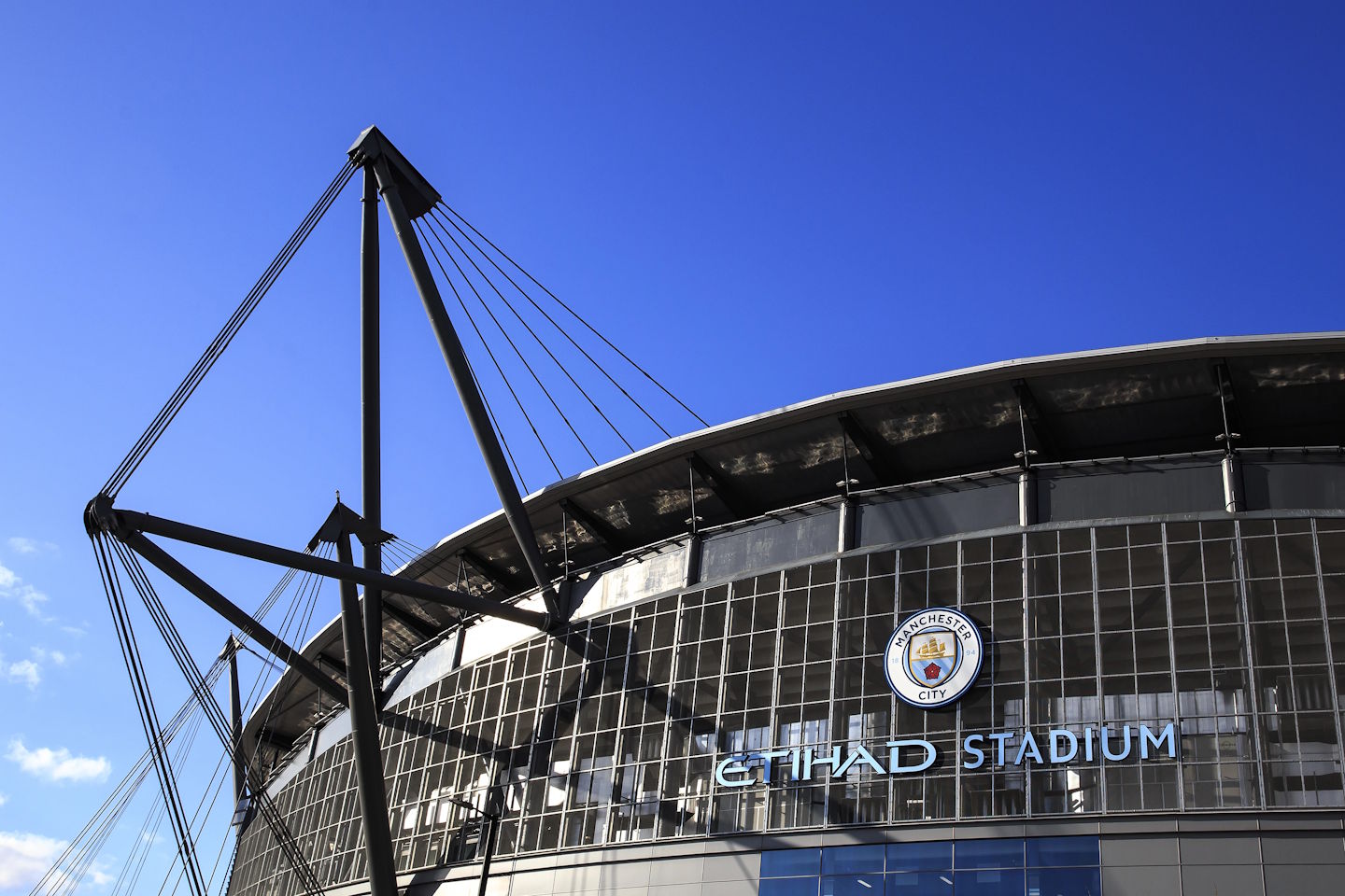 Manchester City v težavah: Komisija ugotovila resne finančne kršitve
